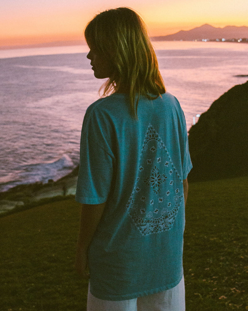 Camiseta Volcom Oversized Paisley Stone Azul