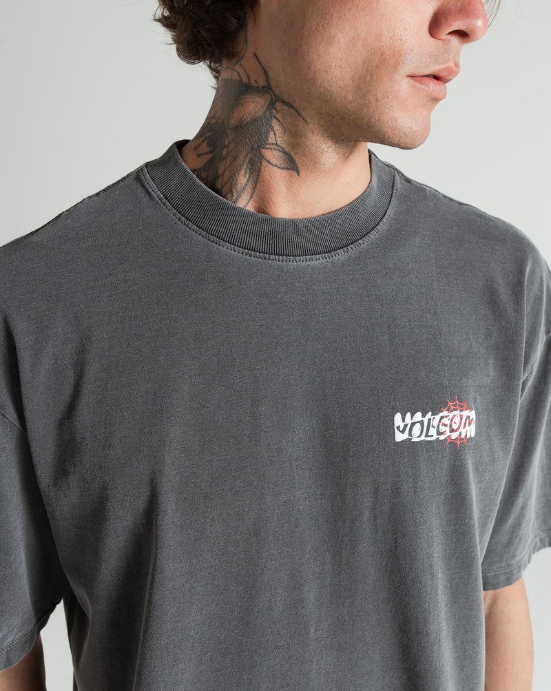 Camiseta Comfort Fit Volcom Brain Storm Preta