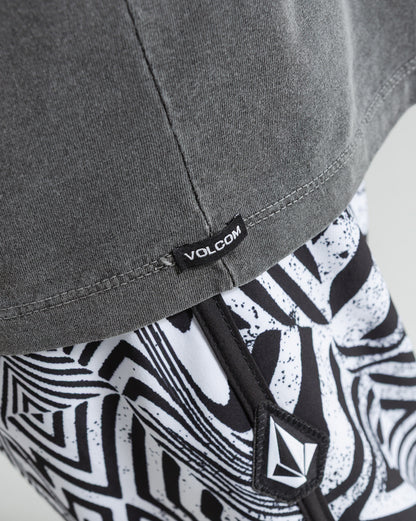 Camiseta Comfort Fit Volcom Brain Storm Preta