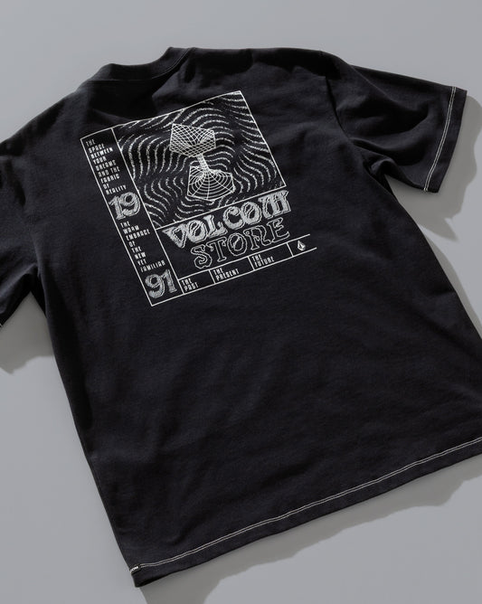 Camiseta Comfort Fit Volcom Time Wave Preta