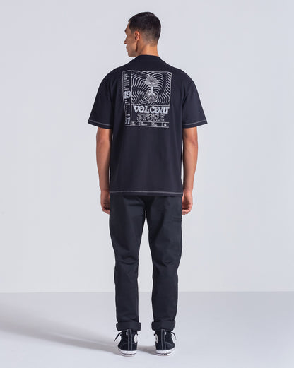 Camiseta Comfort Fit Volcom Time Wave Preta