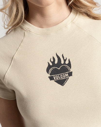Camiseta Especial Volcom Burning Heart Bege