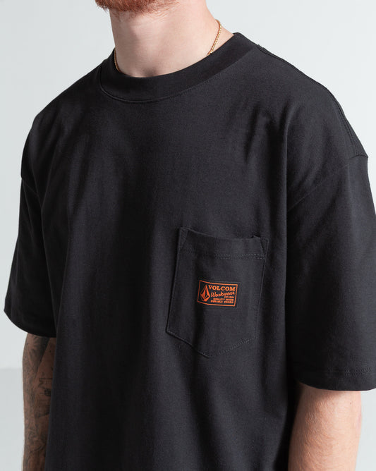 Camiseta Comfort Fit Volcom Workwear Preta