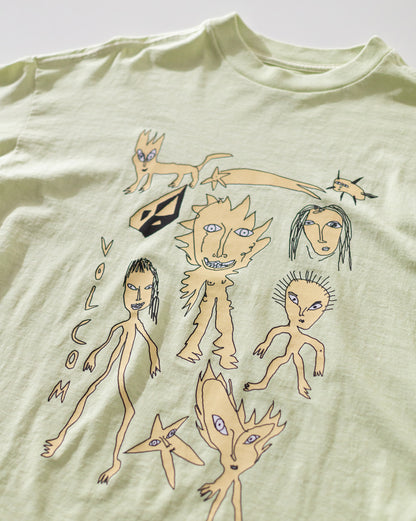 Camiseta Boxy Fit Volcom FA x Alucinandinho Cosmic Bixo Verde