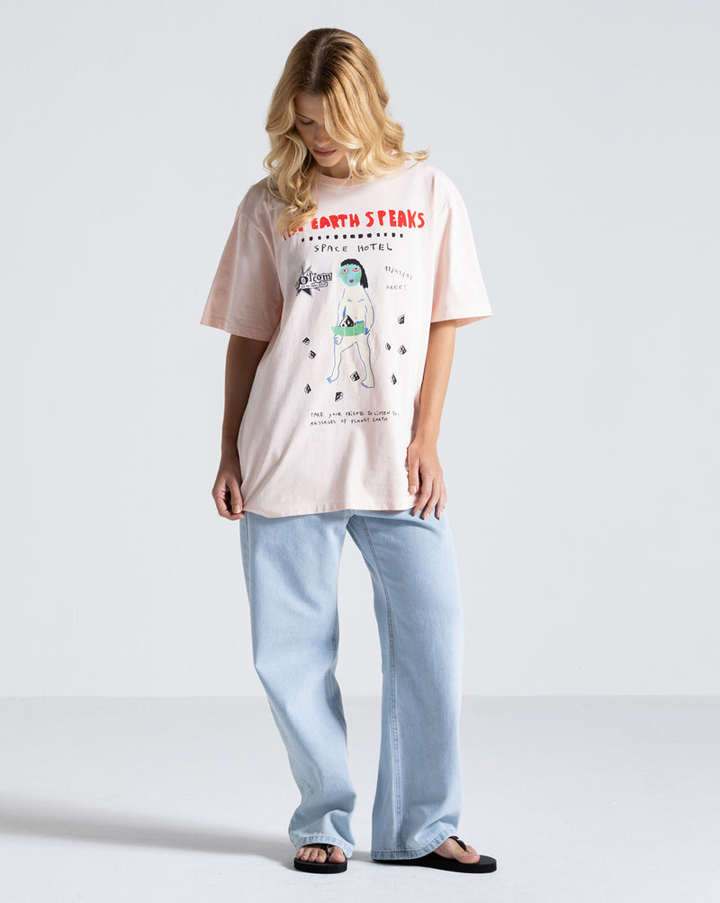 Camiseta Especial Volcom FA x Alucinandinho Earth Speaks Rosa