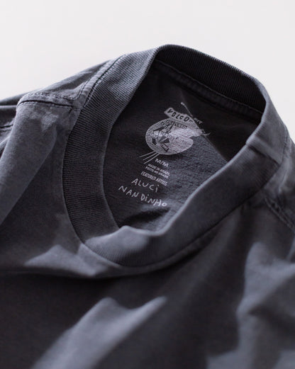 Camiseta Boxy Fit Volcom FA x Alucinandinho Punk Rock Love Cinza