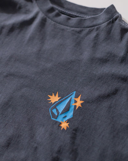 Camiseta Boxy Fit Volcom FA x Alucinandinho Punk Rock Love Cinza