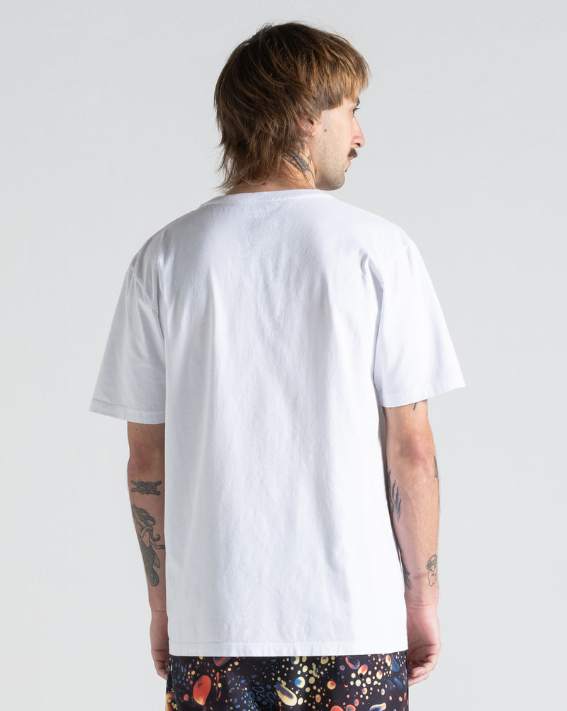 Camiseta Especial Volcom FA x Alucinandinho Mental Crowd Branca