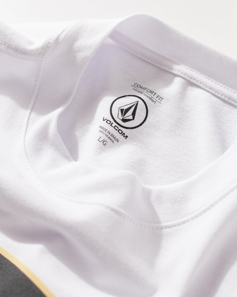 Camiseta Comfort Fit Volcom Quone Branca