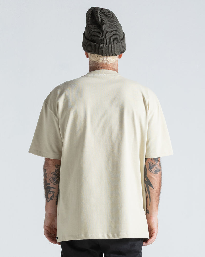 Camiseta Comfort Fit Volcom Quone Bege