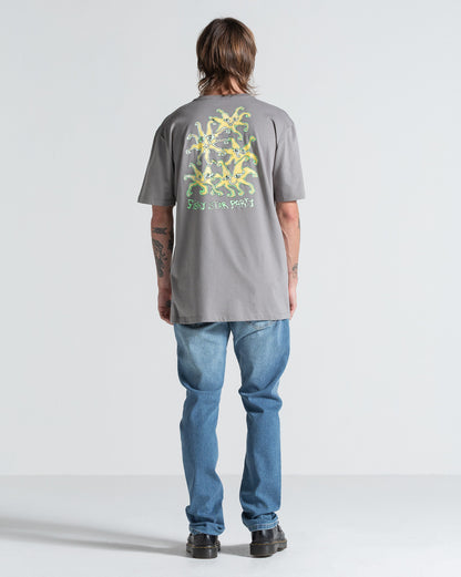 Camiseta Especial Volcom Fish Star Cinza