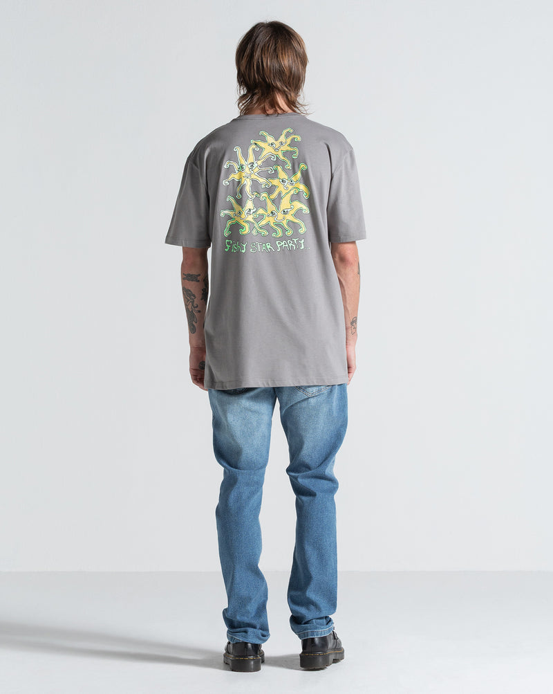 Camiseta Especial Volcom Fish Star Cinza