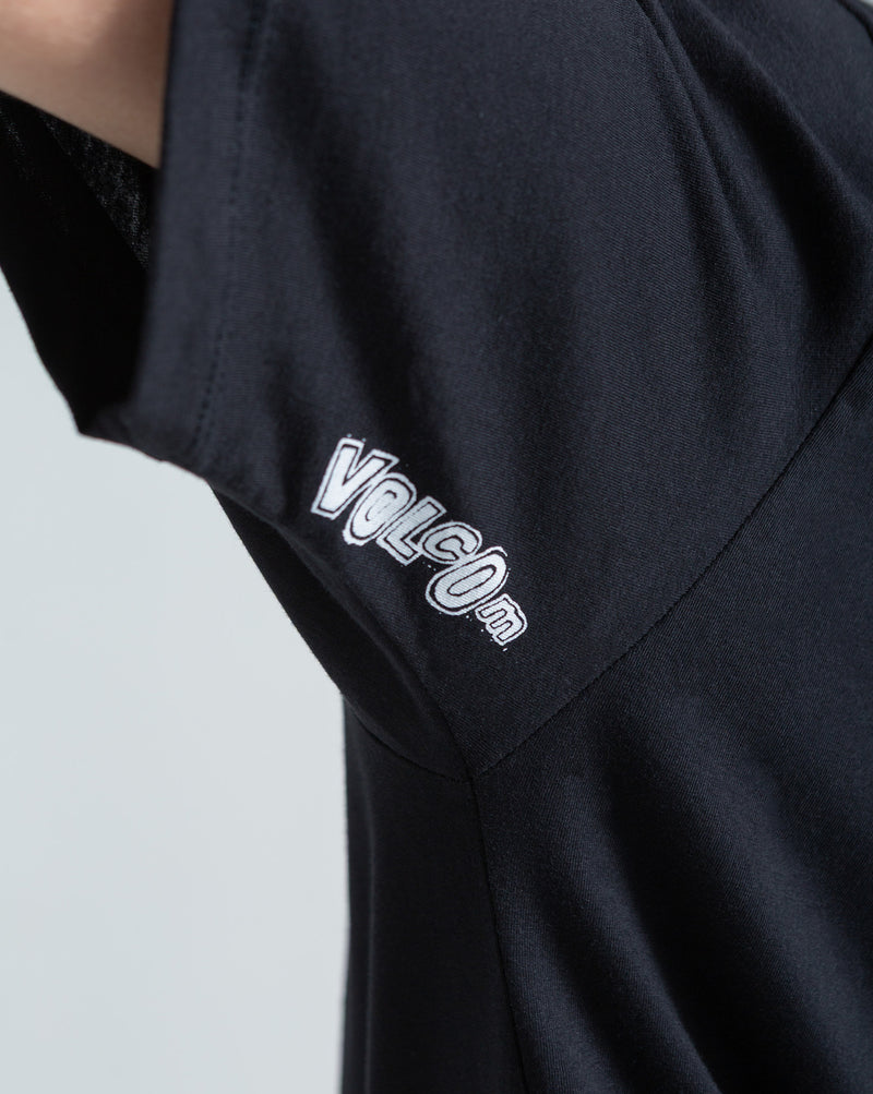 Camiseta Comfort Fit Volcom Circle Solid Preta